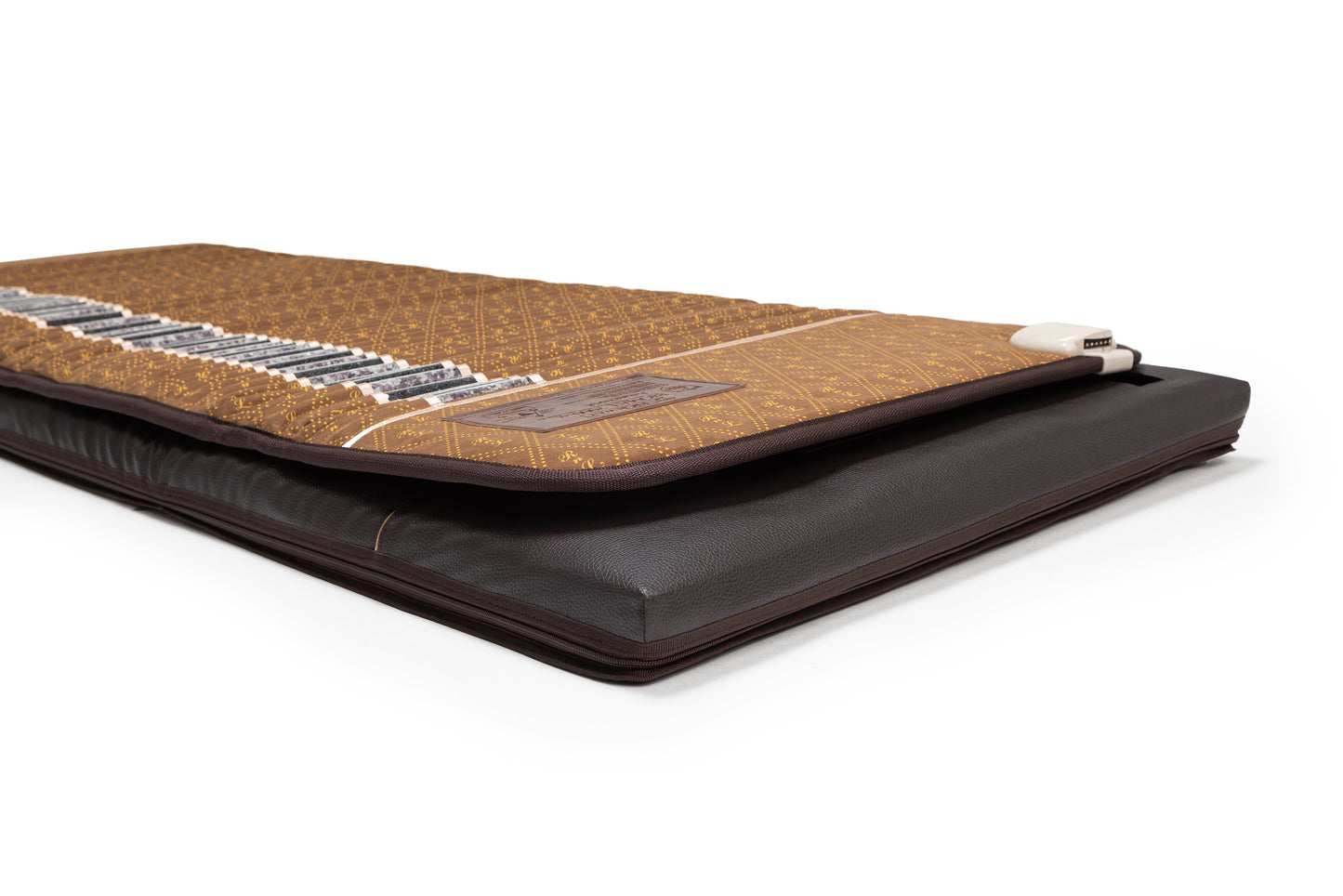 BioMat BioAcoustic Pro, monogram leather, side view
